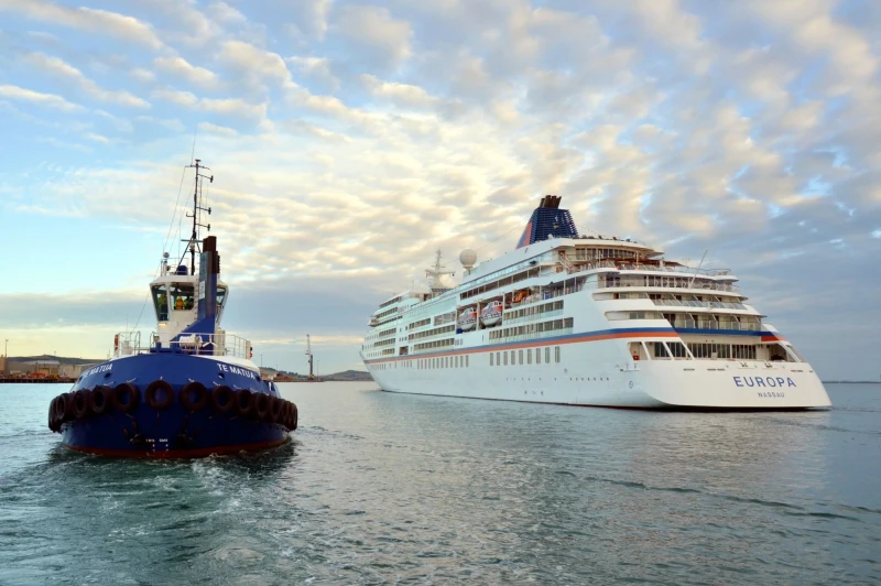 447662 cruise ship bluff southland new zealand credit south port nz ltd 5